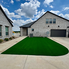 Driveway-Divider-Turf-Installation-in-Celina-Texas 1